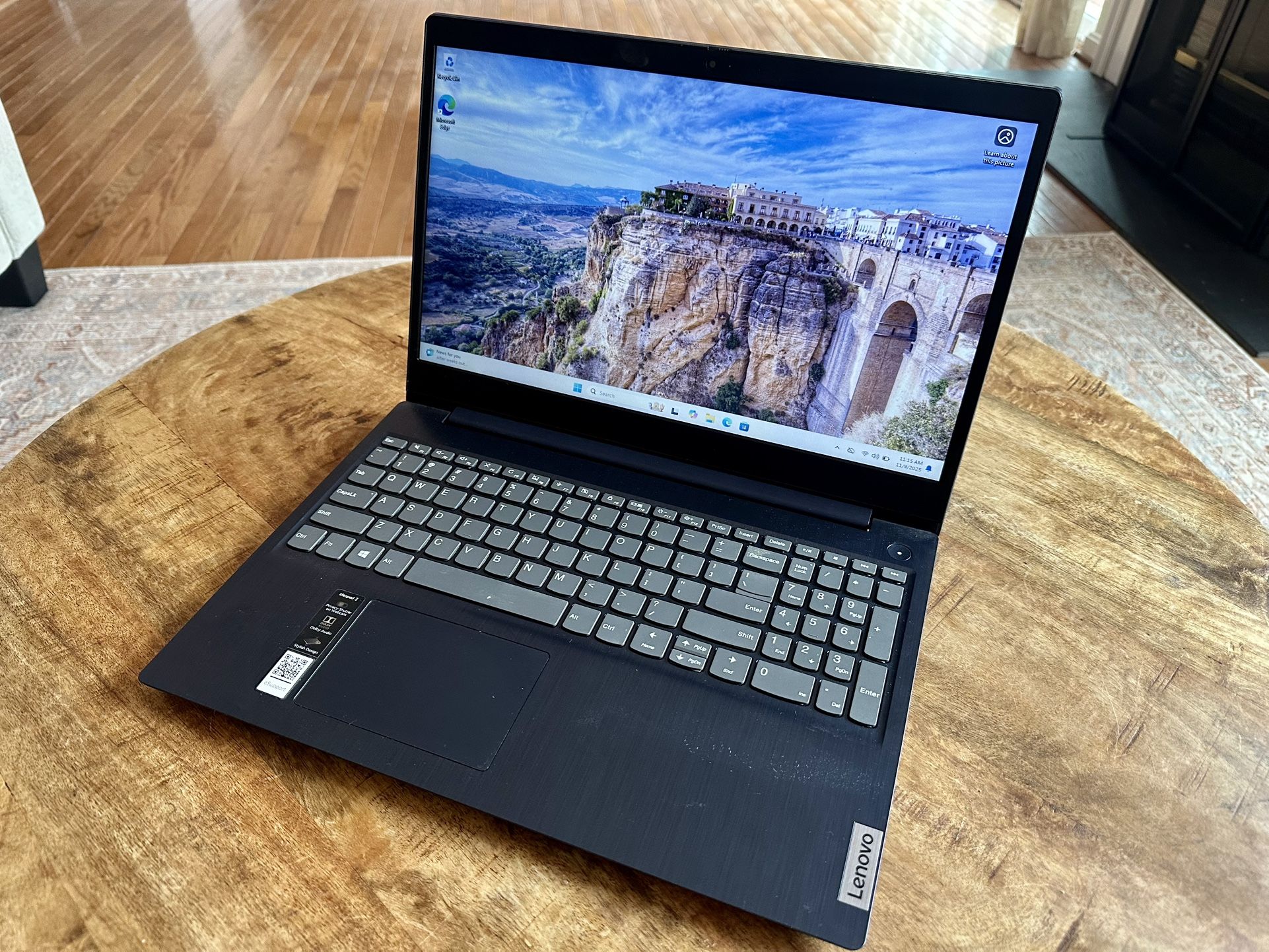 15” Lenovo idea pad Laptop
