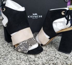 Coach Minetta Q9138 Block Heel Sandal size 7.5