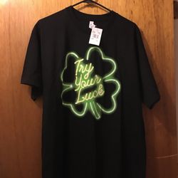T Shirt “Try Your Luck”