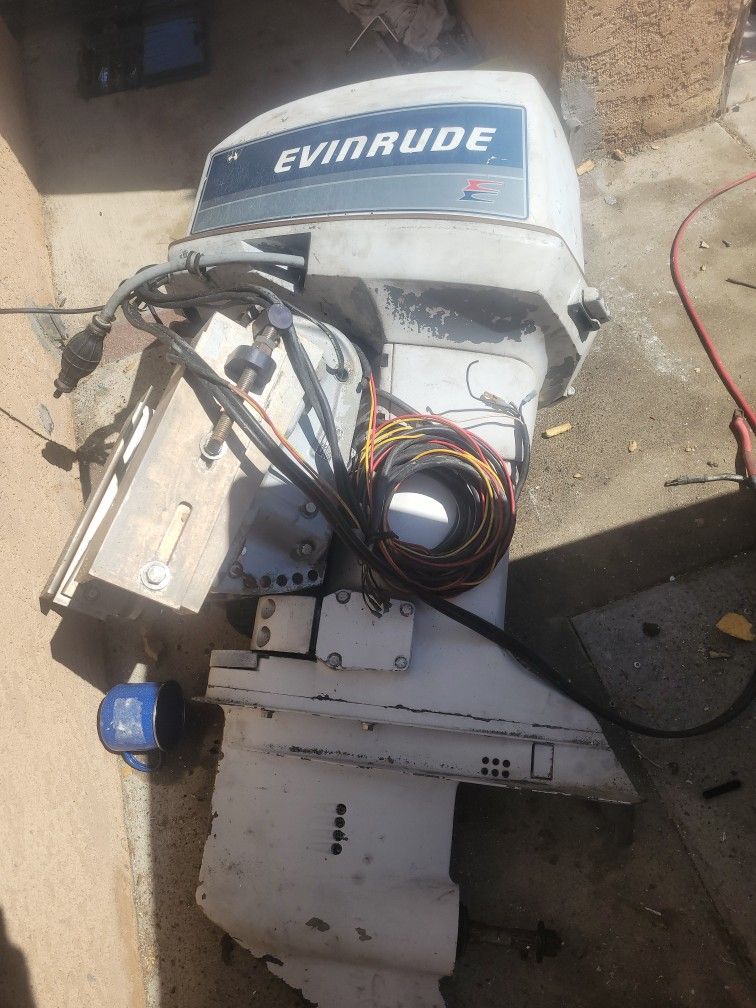 1983 Evinrude 115hp 2 stroke