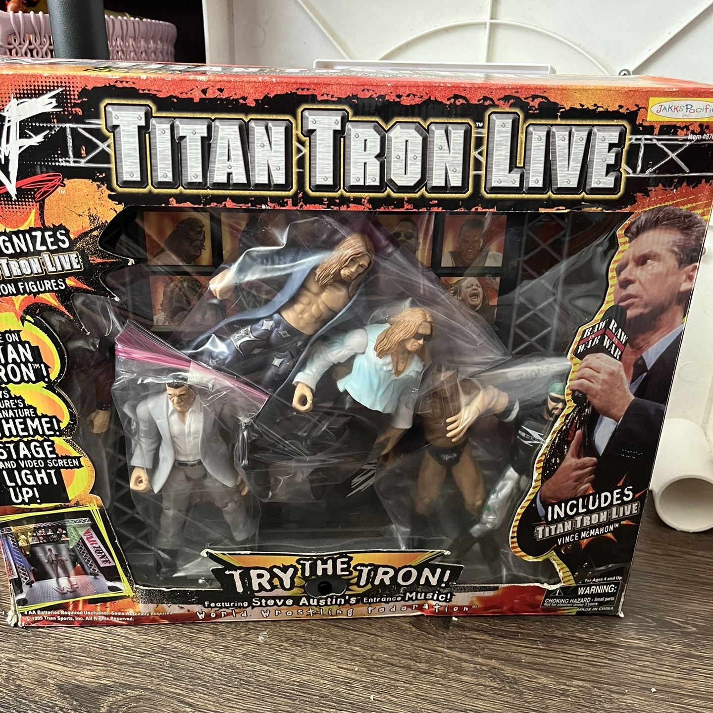 WWF Titan Tron Live Entrance Stage Set for Sale in San Antonio, TX