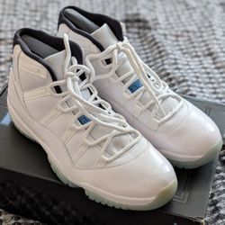 Air JORDAN 11 Authentic 2014 Release 