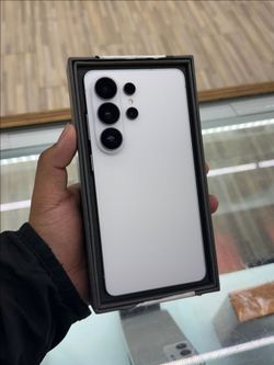 Unlocked iPhones & Samsungs