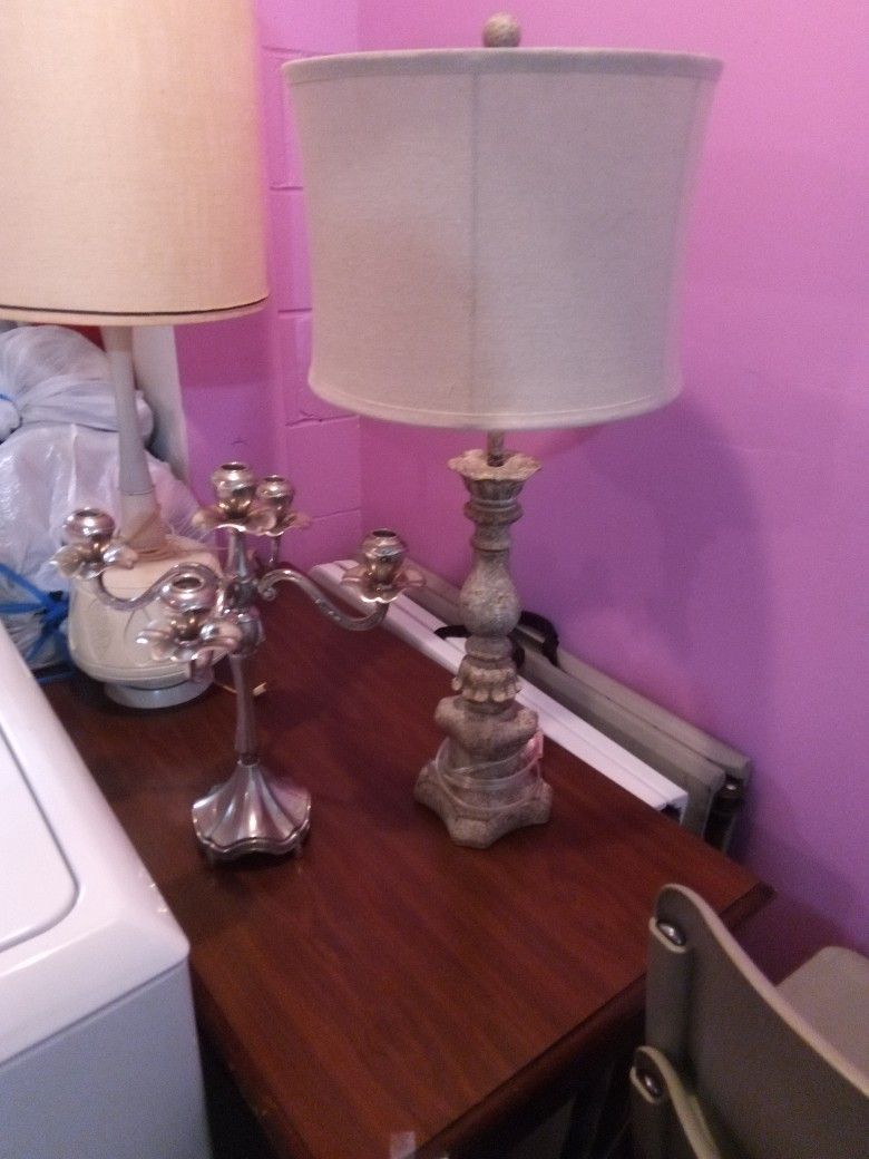 Lamps , Much More!!! Pickup Today Sunday