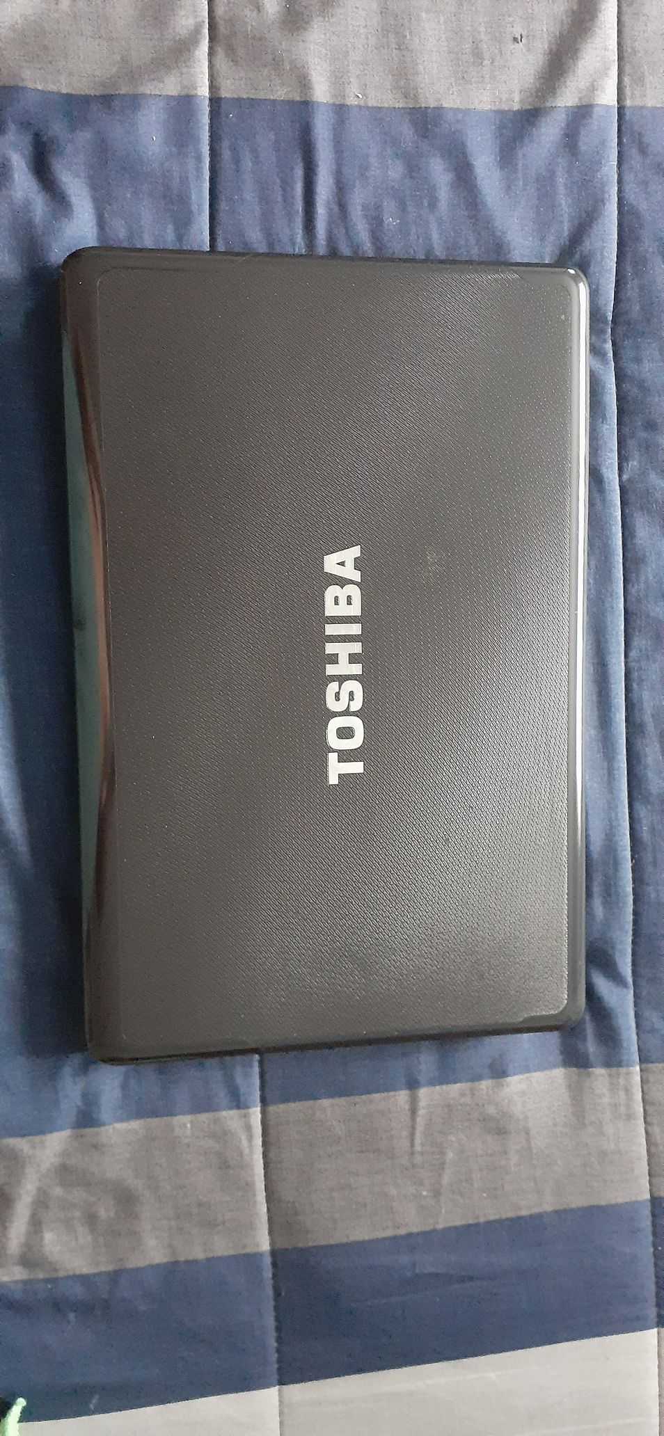 Toshiba a665 laptop
