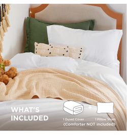 White Duvet Cover with Pillow Sham single