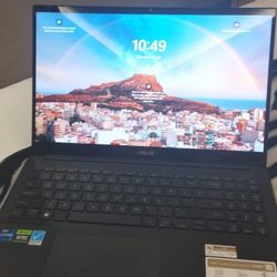 ASUS 15.6" OLED Laptop 