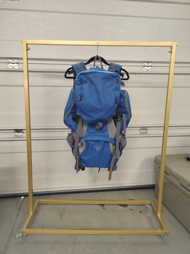 Hi Sierra Avenger 55 Internal Frame Backpacking Backpack