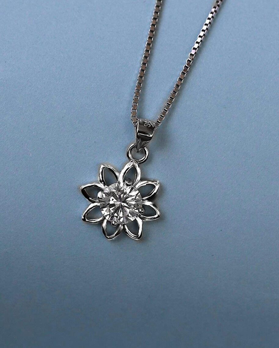 18k Gold Plated 925 Sterling Silver CZ Flower Pendant Necklace 18"
