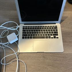 MacBook Air A1466