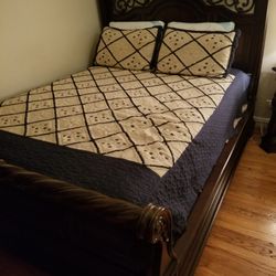 Complete bedroom Set 