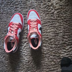 NIKE SHOES