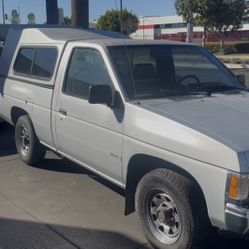 1990 Nissan Pickup
