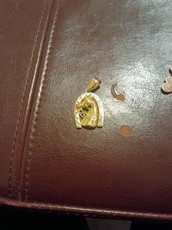 10 k pendent
