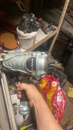 Metabo nail gun $100