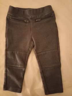 ($2)_12-18mos Gap pants_(gray). Great condition. Thanks 