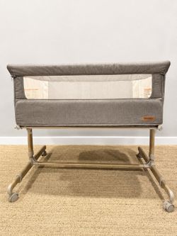 Like New BesRey Baby Bassinet Bedside Sleeper, Grey