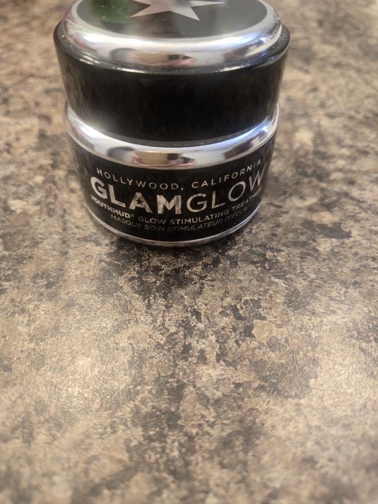Glam Glow