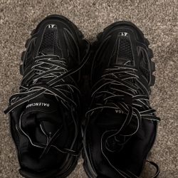 Balenciaga Tracks