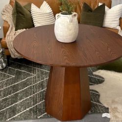 Dining Table Round 