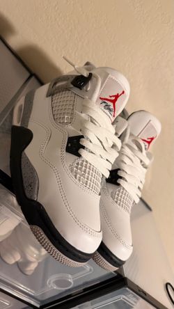 Jordan 4