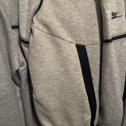 Nike Tech 