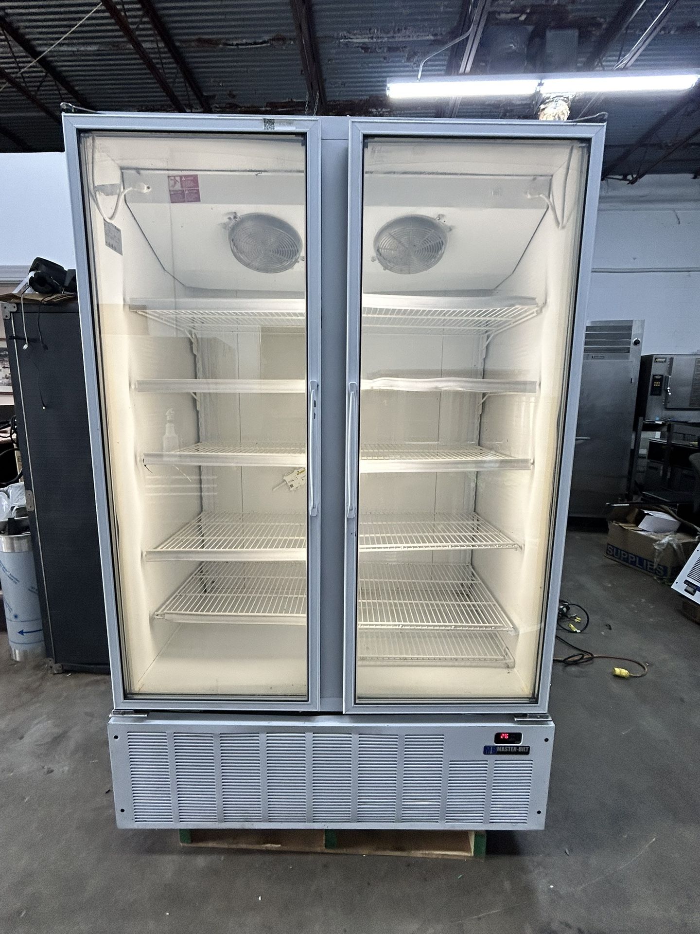 Commercial Glass Door Merchandiser Freezer