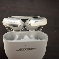 Moving Sale Bose Ultra Earbuds Factory Refurbished Warranty Valid Till January 2026