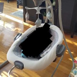 Graco Baby Swing