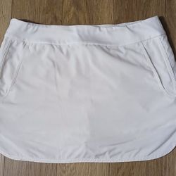 Vineyard Vines Performance Skort Size M