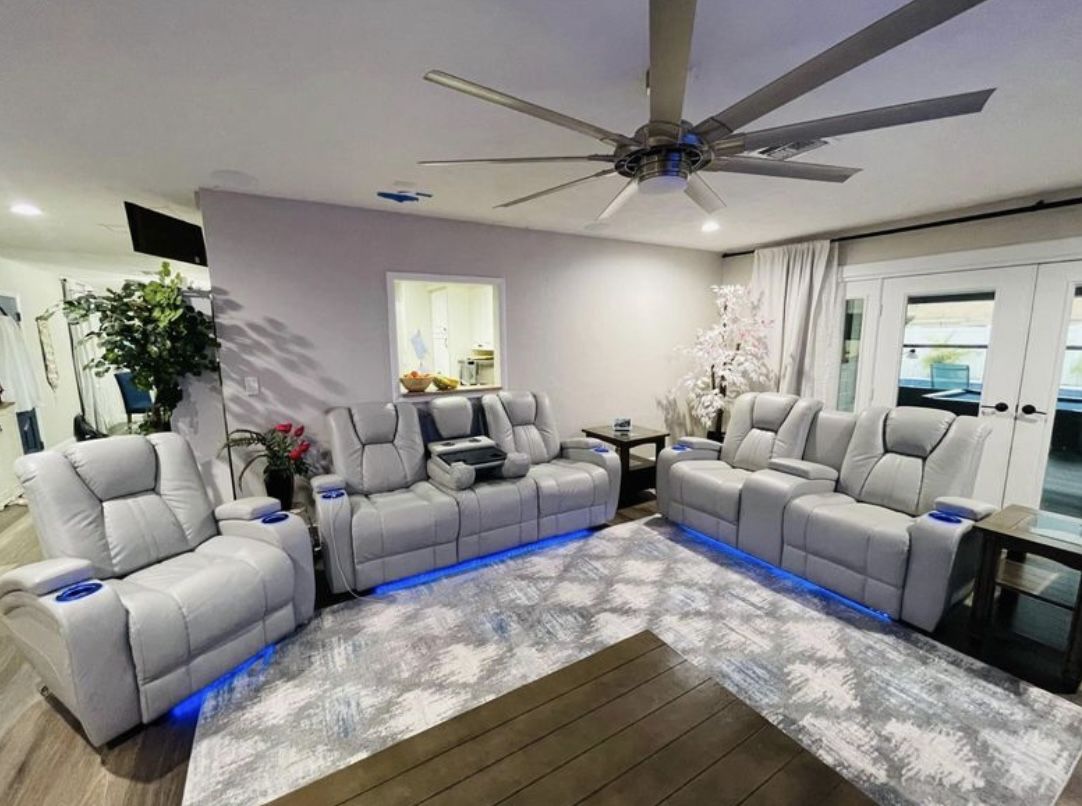 NEW Kingvale Court Platinum Living Room with Dual Power Reclining Sofa for Sale in Largo FL OfferUp