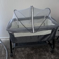 Baby Bedside Bassinet 