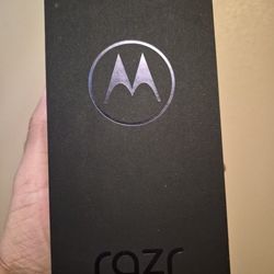 New never used Grey Motorola Razr 2024 for Metro By T-Mobile