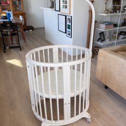 Stokke Sleepi Mini v2 Crib – Convertible Infant to Toddler Bed - $295 OBO