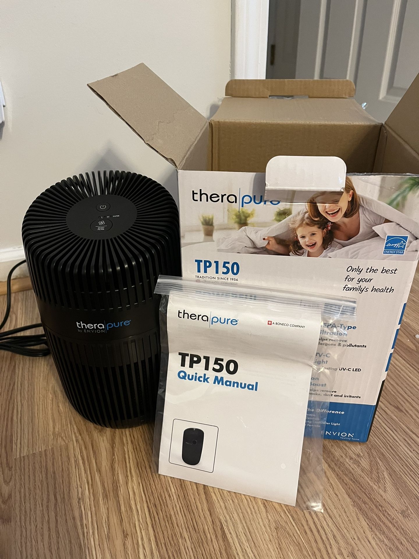 WAS $79.99!! NOW ONLY $30 ♨️♨️. BRAND NEW TRIPLE ACTION ELECTRIC AIR PURIFIER. WASHABLE HEPA FILTER. UV-C LIGHTS. PERFECT FOR ANY ROOM. ♨️♨️♨️