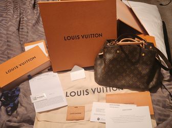 Louis Vuitton Purse