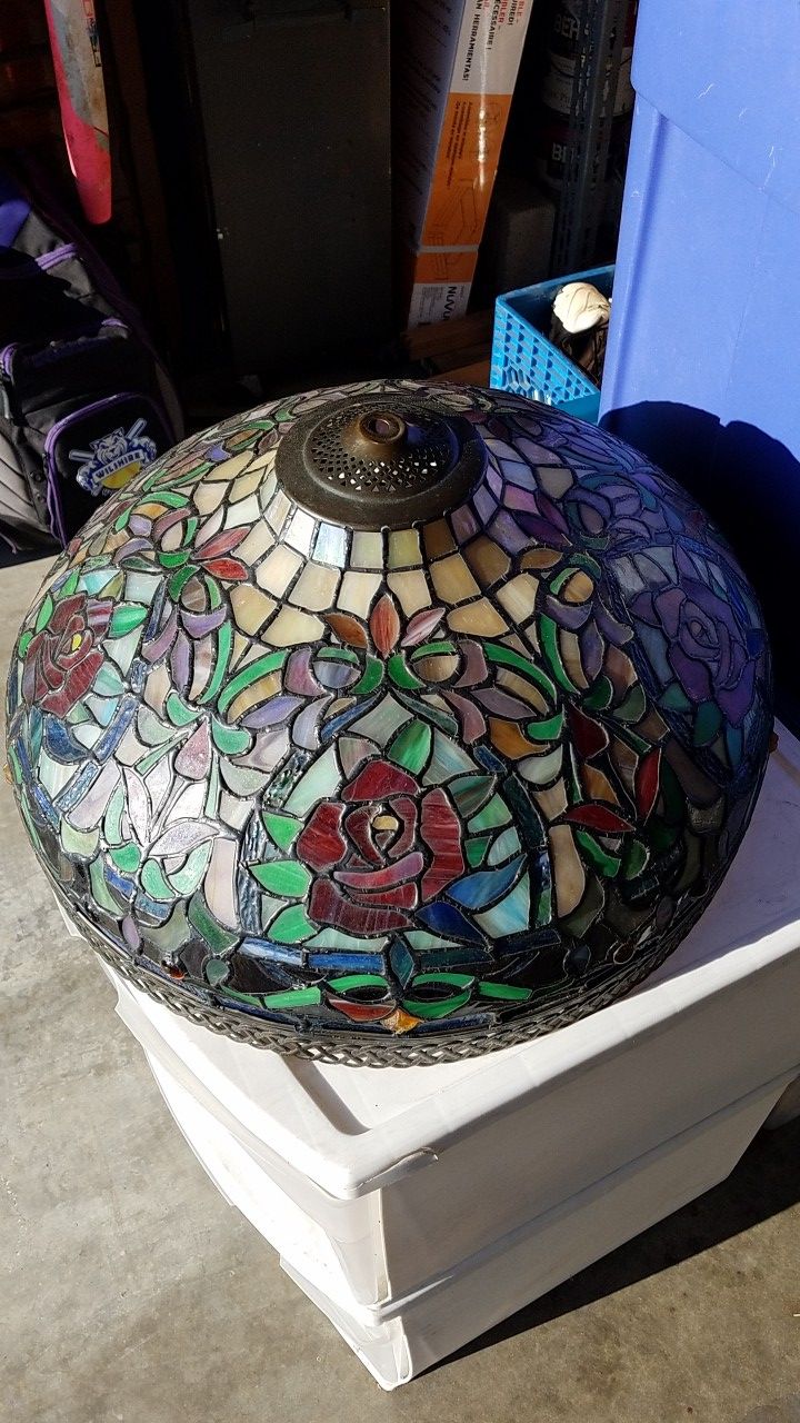 Vintage Tiffany Style Lamp, good condition, needs electrical work (has short) $120
