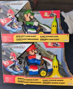 Mario Kart Spin Out Mario Kart with Banana & Luigi set of 2