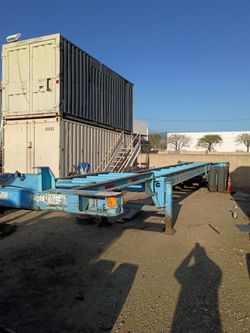 2004 Cimc trailer chassis
