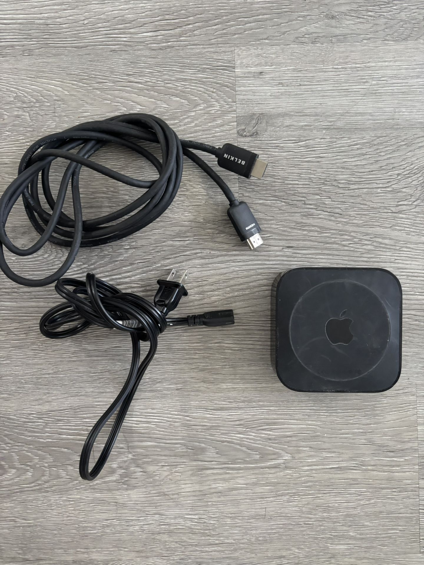 Apple TV 3rd Generation With Remote