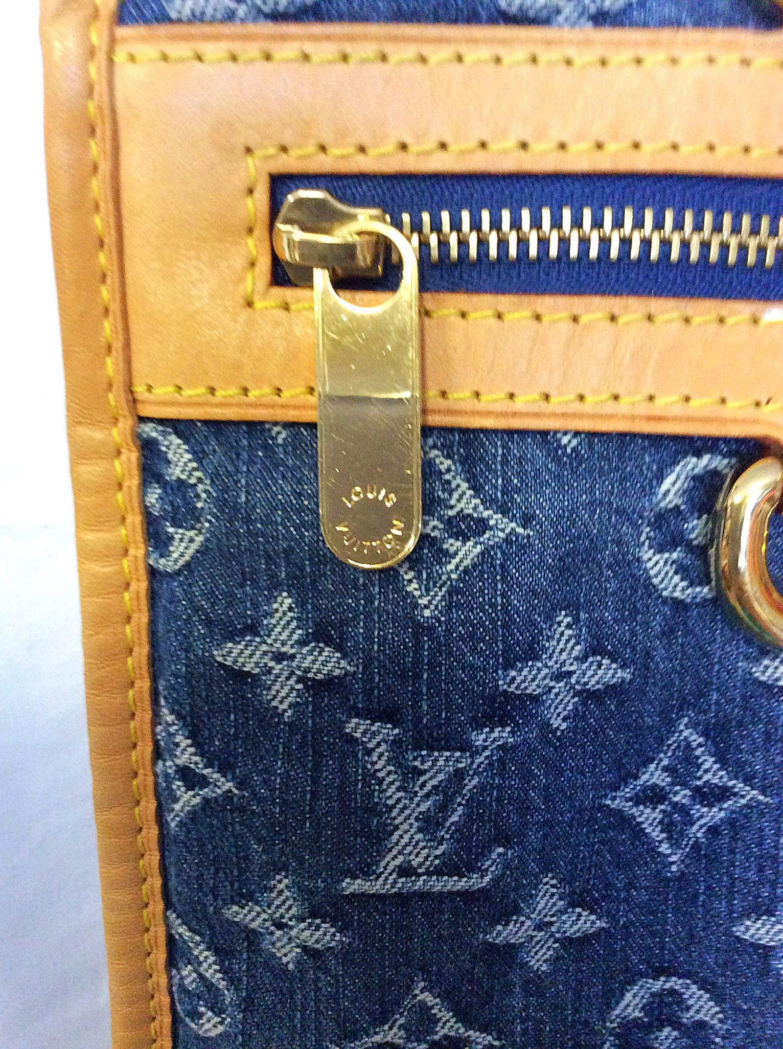 Louis Vuitton Blue Monogram Denim Sac Plat Cloth ref.797092 - Joli