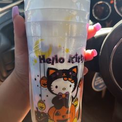 Hello Kitty Cups