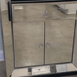 Cabinet Bar