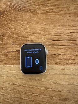 Apple Watch Starlight Series 9