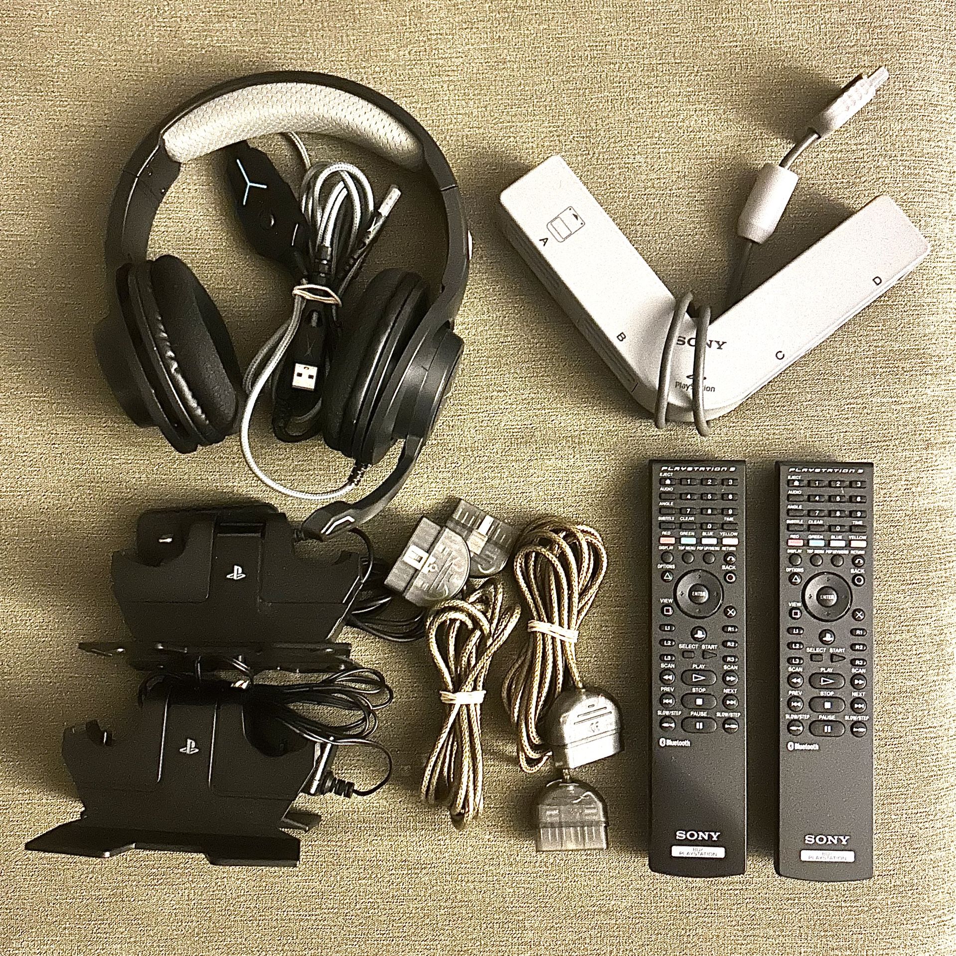 PlayStation Lot Of Gaming Accessories PS1, PS2, PS3, PS4 Sony Gaming Lot READ!!!