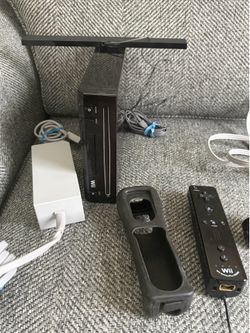 Wii w/ Super Mario Bros.