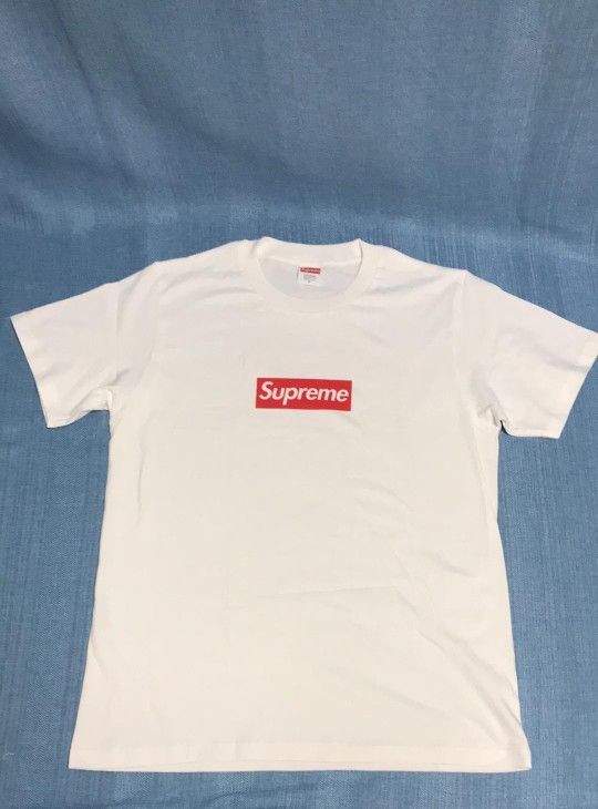 Supreme West Hollywood Box Logo Tee  --
Supreme LA Box Logo Tee"White'