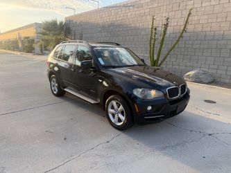 Bmw suv clean