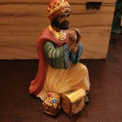 Nativity Figurine ( 1994 Costco)