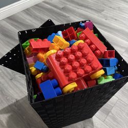 Mega blocks